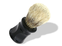 Rasierpinsel mit schwarzem Kunststoffgriff